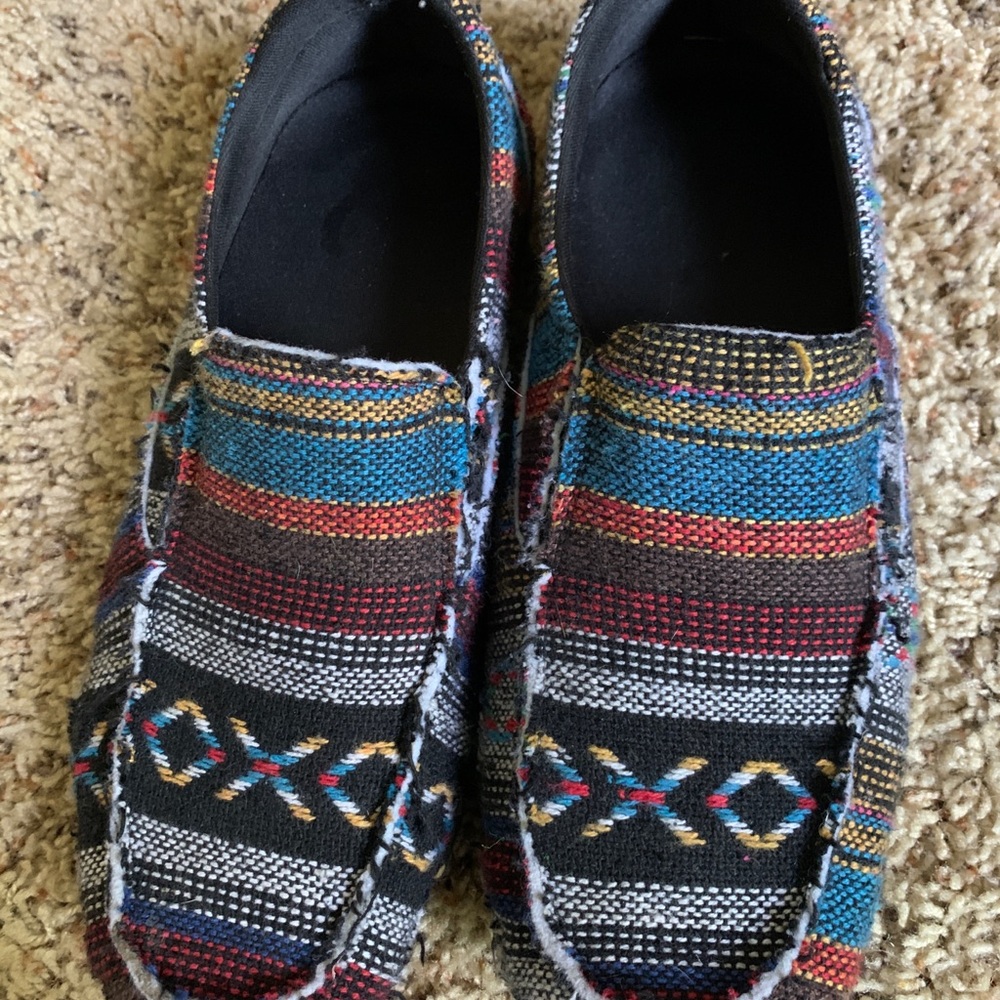 Comfy shoes! A little worm but still great